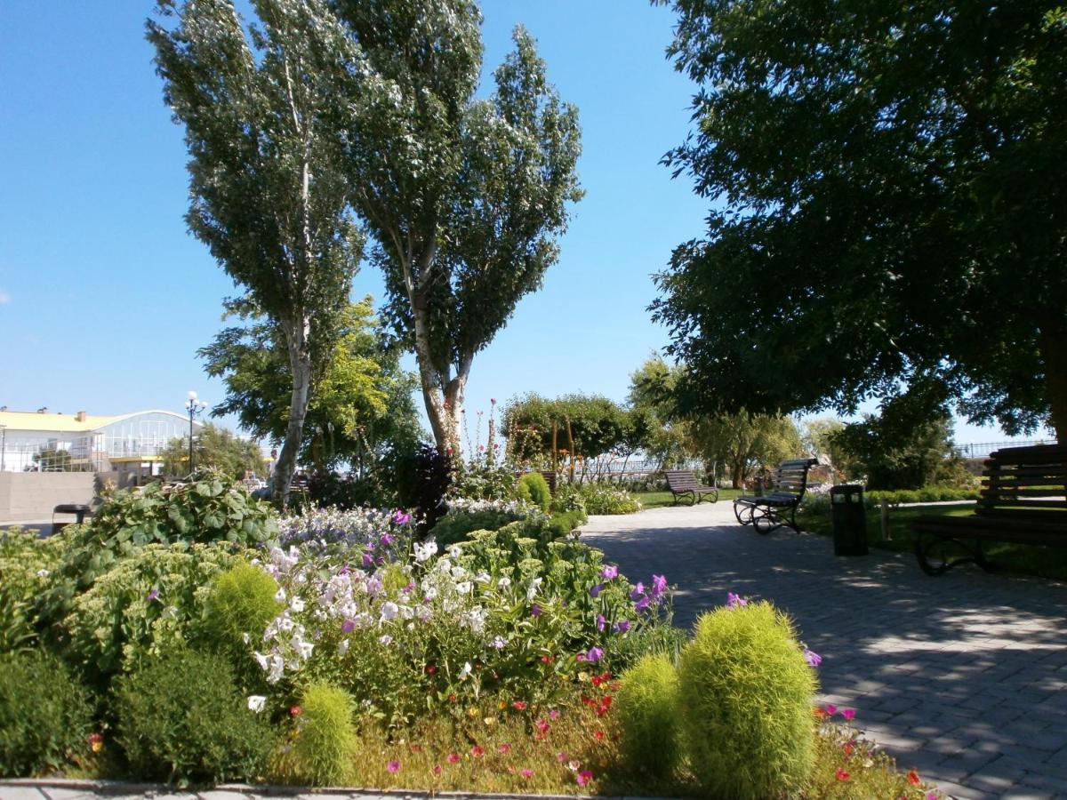 Отель Мелиоратор-Юг Kobleve Exterior foto